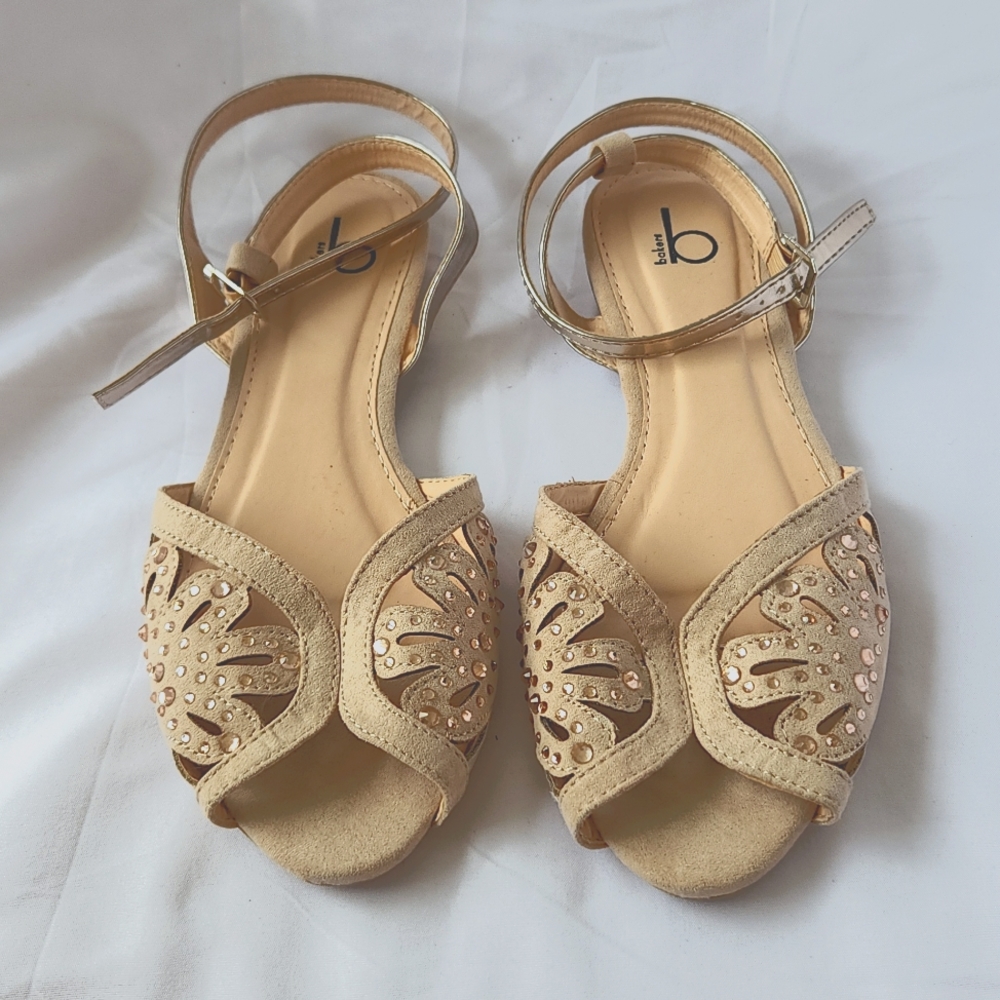 Bakers, 8 Beige Flat Sandals